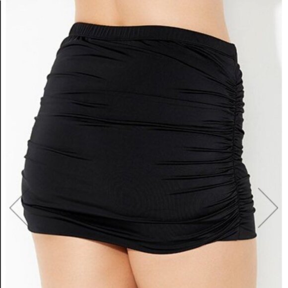 Swimsuits for All 16 Black High Waisted Side Ruched Shirred Swim Skirt - Picture 4 of 11